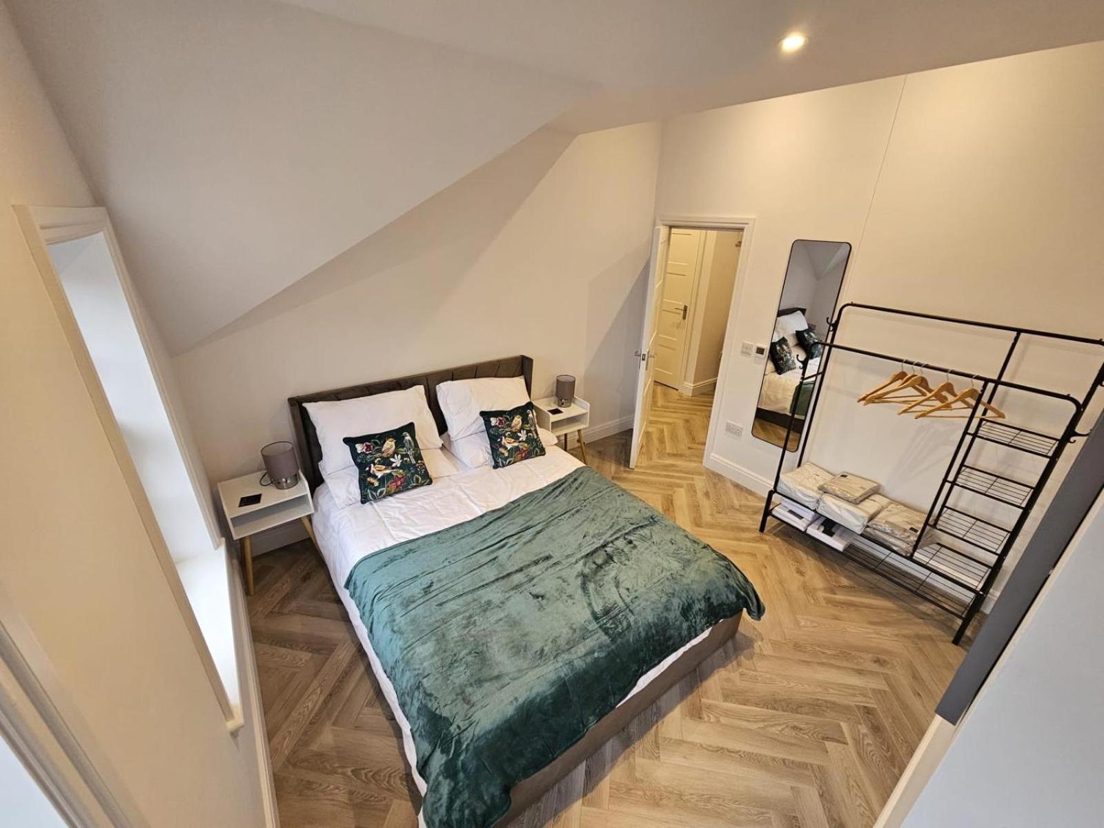 The Loft, Redditch Luaran gambar